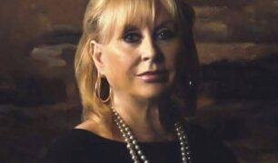 Patricia Bishop - Headshot